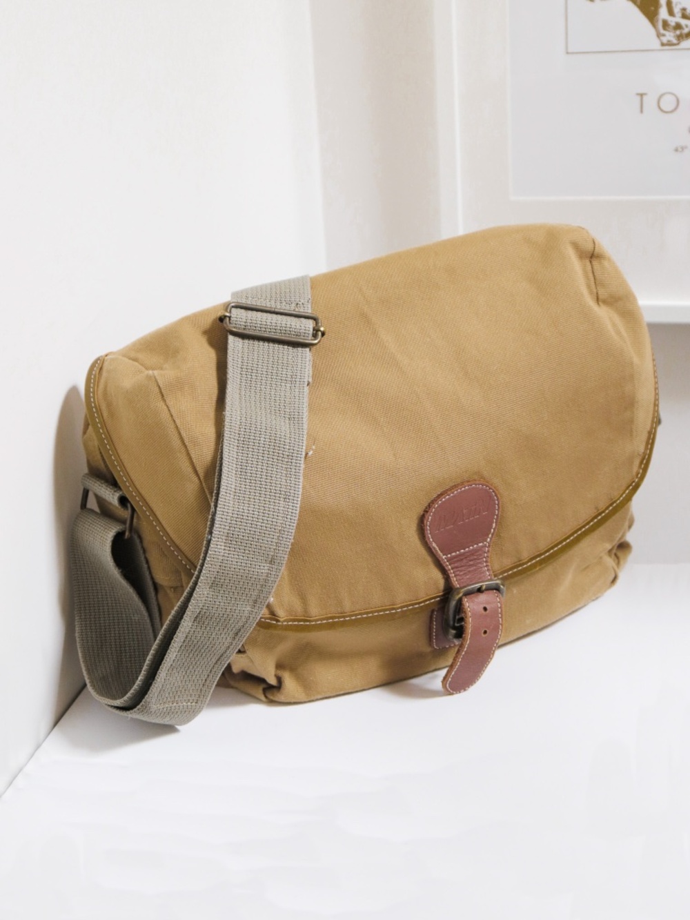 MATIN KOREA Khaki Canvas Camera Bag, Crossbody Shoulder Travel Messenger Tote